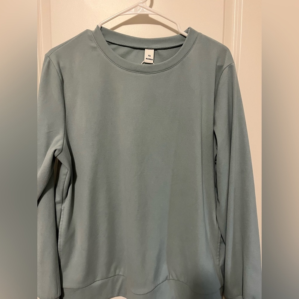 Long Sleeve Women’s Top